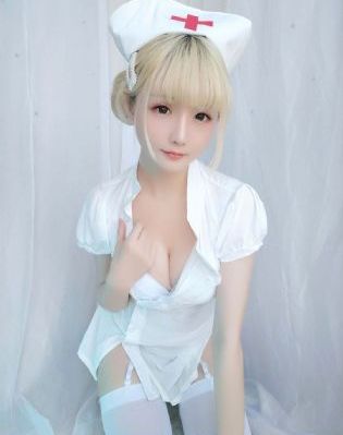 顶楼的大象原片在线观看_剧情片神马影院在线