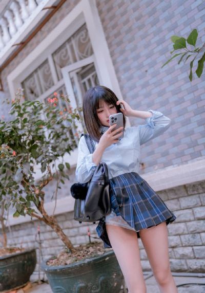 锦绣未央免费版在线观看_十万网红美女美酱