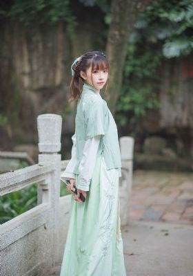 捆绑女警调教束缚白丝_720电视剧在线观看