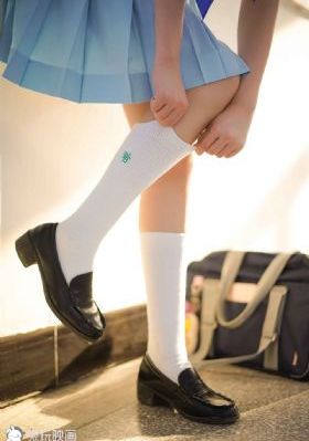 丰满的继母在线观看_BD高清欧美在线观看