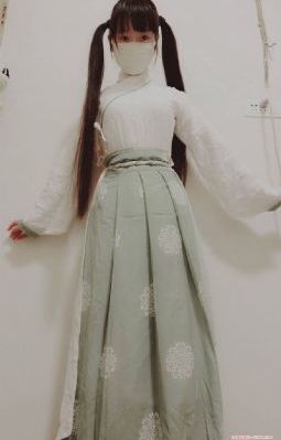 《年轻女医生》在线观看_超清在线观看电视