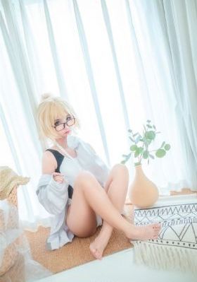 《请和这样的我恋爱吧》电视剧_4K免费在线观看