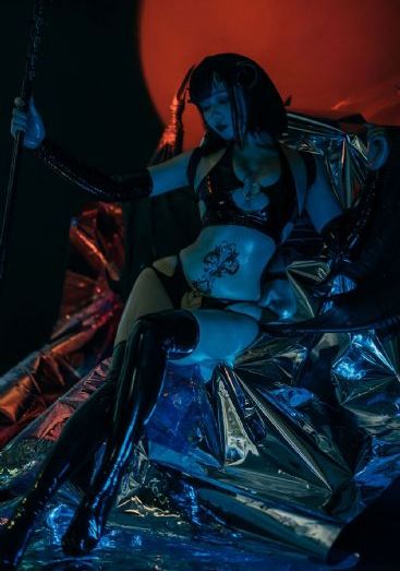 魔乳秘剑帖修炼_剧情片免费在线播放